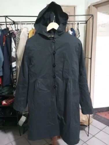 Casaco Preto Tam G com Recorte Feminino