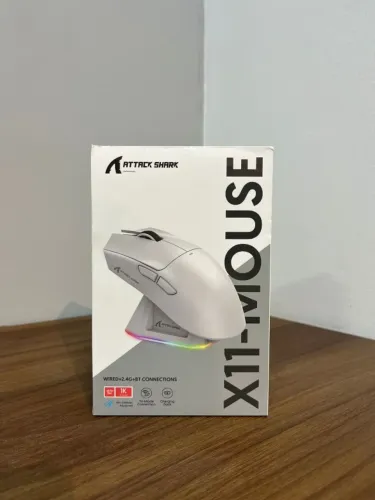 Mouse Gamer Sem Fio Attack Shark X11, 22000 Dpi, 59g, Tri-mode Com Dock Magnético, RGB, Br