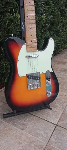 Guitarra telecaster