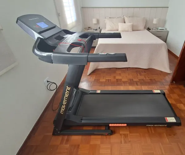 Esteira ergométrica Movement R4