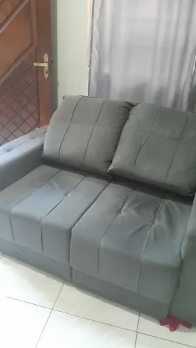 Vendo sofá retrátil seminovo,mandar mensagem