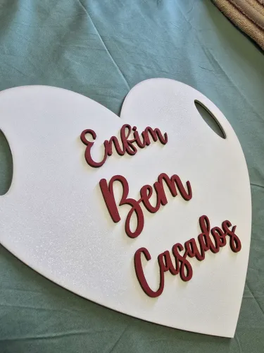 Placa para casamento em MDF - Enfim bem casados