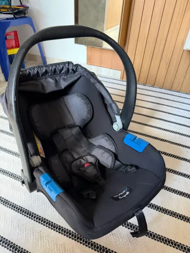 Bebê conforto burigotto