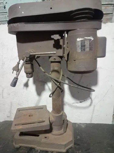 Furadeira de bancada