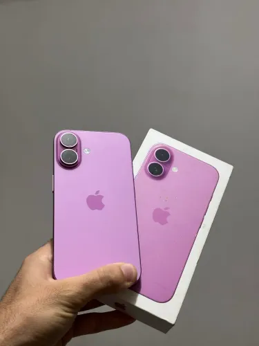 iPhone 16