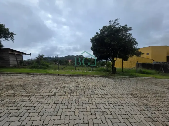 Excelente terreno á venda em condomínio fechado Alto da Boa Vista em Poços de Caldas MG.