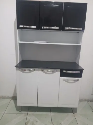 Armário itatiaia inox, 6 portas e uma gaveta semi novo..