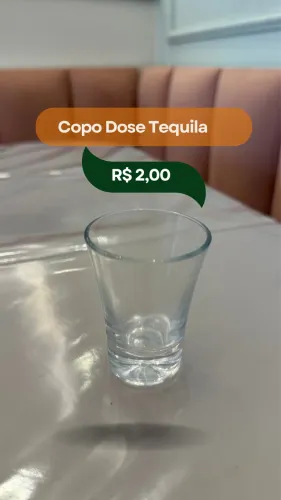 Copo de dose de tequila
