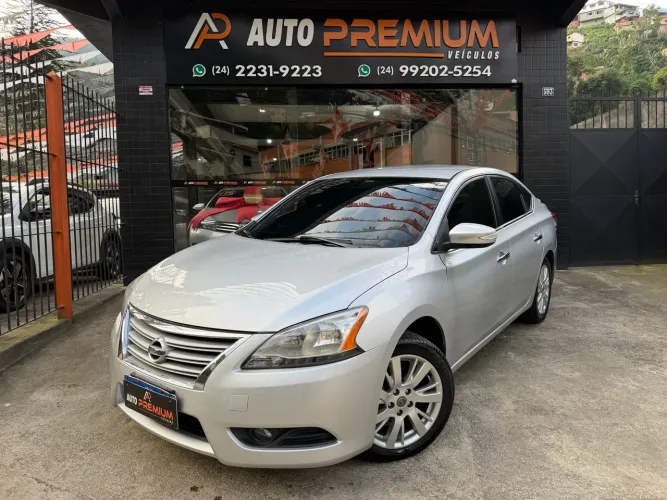 Nissan Sentra SL 2.0/ 2.0 Flex Fuel 16V Aut. 2015