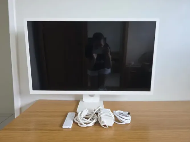 LG MyView Smart Monitor 32" - Seminovo | Pouquíssimo uso