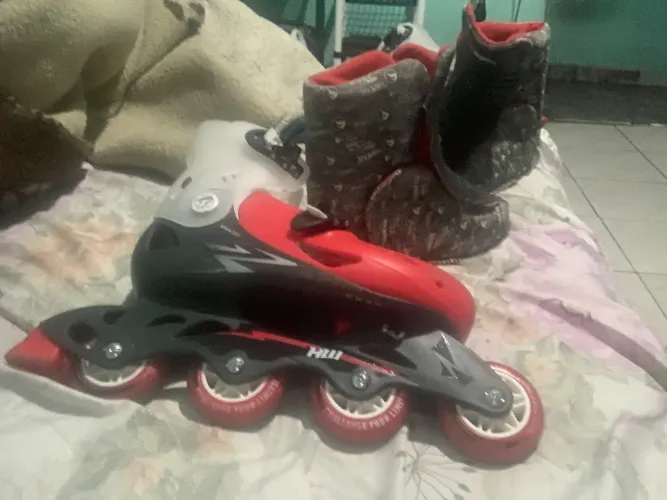 Patins (Hot-Wheels) 