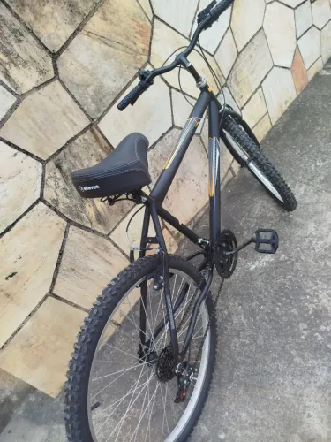 Bicicleta aro 29 - 18 Marchas 