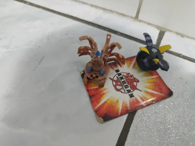 Bakugan dupla qualquer um por 80