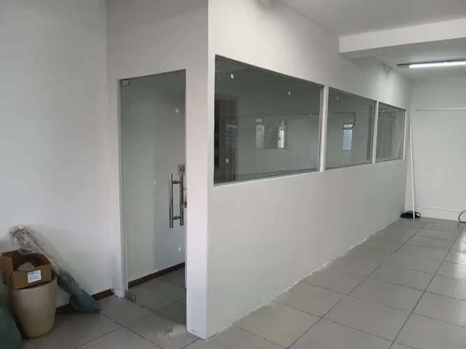 Vidraçaria Belo Horizonte, box de vidro temperado preço de fábrica, manutenção box.