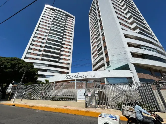 Apartamento com Vista Privilegiada no Condomínio Saint Charbel Capim Macio