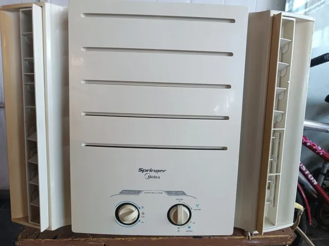 Ar condicionado Springer 7500 BTUs