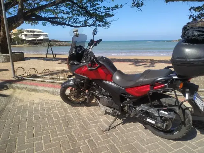 Suzuki V stron 650 - super cuidada