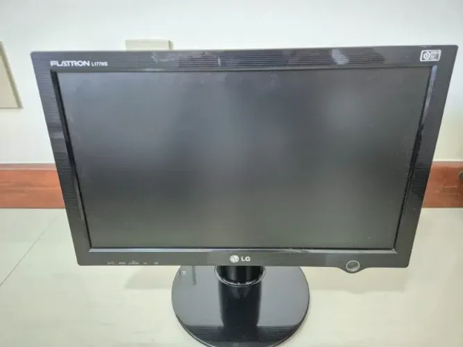 Monitor LCD LG FLATRON L177WS