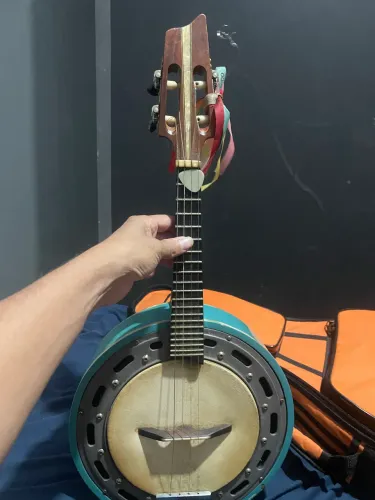 Banjo luthier
