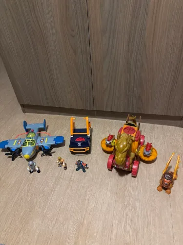 Brinquedos/bonecos Fisher Price