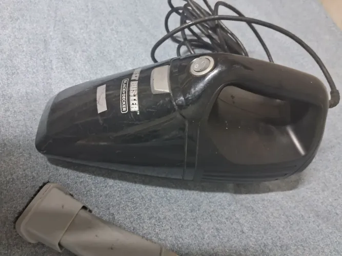 Vendo aspirador de pó black+ decker