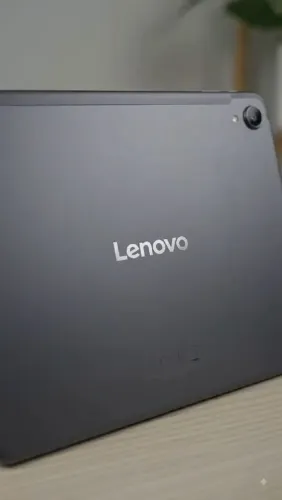 Tablet Lenovo TAB Octa-Core 4GB RAM com Teclado e Mouse <br><br>64GB Cinza ZAEH0151BR