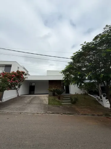Locação ou Venda Casa Condomínio Terras do Vale - Caçapava/SP