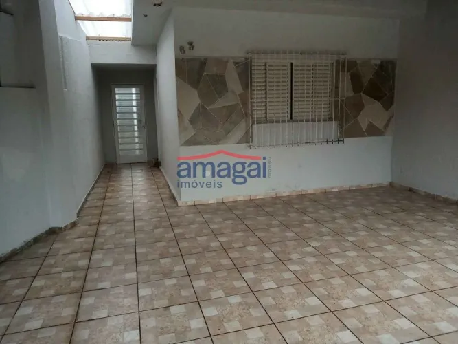 Casa para locação no Centro de Jacareí