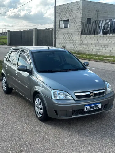 Chevrolet Corsa Hat. Premium 1.4 8V Econoflex 5P 2009