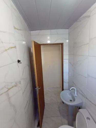 Alugo kitnet 1200 livre de luz e água