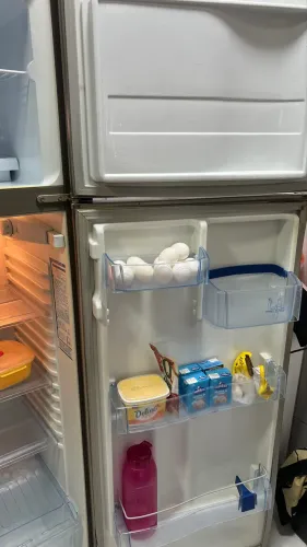 Geladeira inox Continental 