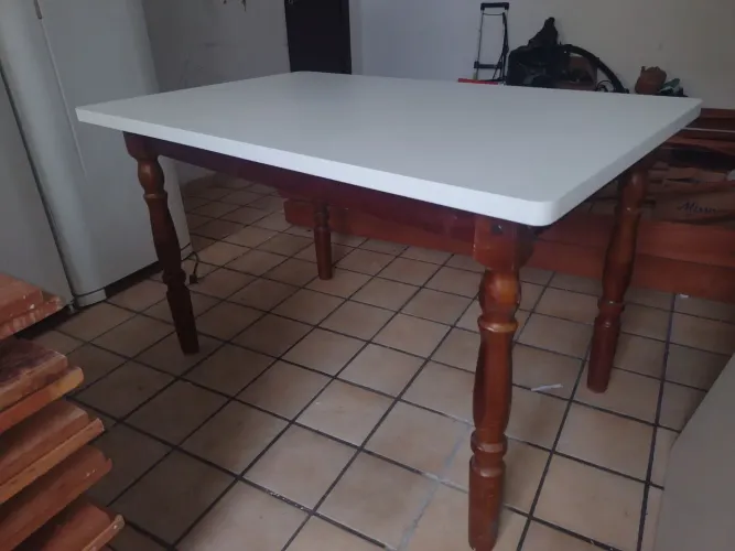 Mesa de madeira 125x80