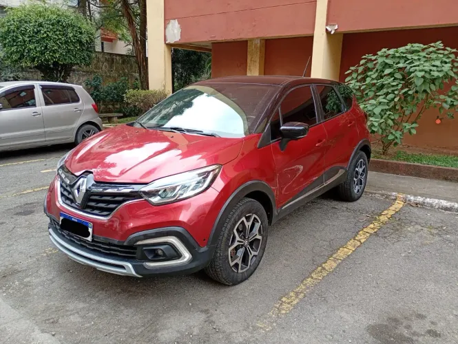 Renault Captur Iconic 1.3 TB 16V Flex 5P AUT 2022