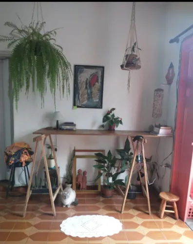 Mesa Rústica com Tampo e cavaletes