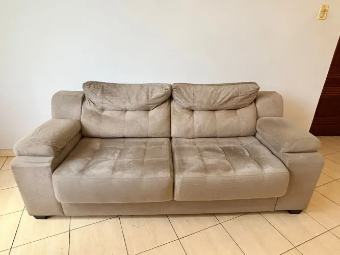 SOFÁ 3 LUGARES CONFORTÁVEL 