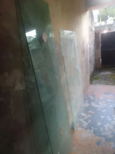 Vendo blindex portas para mais detalhes entre em contato vemdo barato pra sair logo