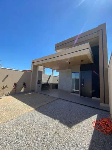 906 sul , ARSE 92 , casa nova c 3/4 sendo 1 suíte