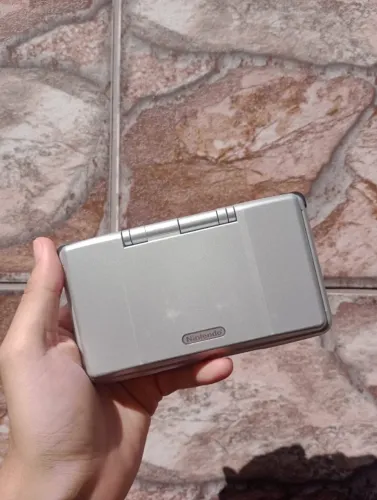 VENDO Nintendo DS Prata