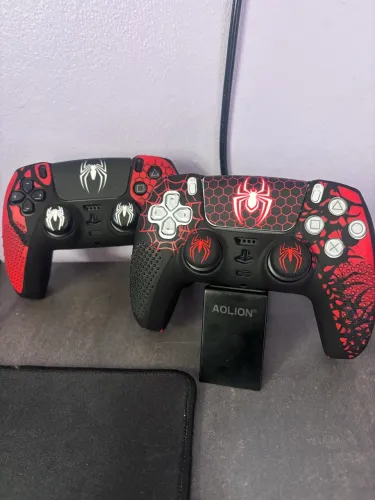 Controle Ps5 DualSense - Com Skin do Homem Aranha - Case de proteção!