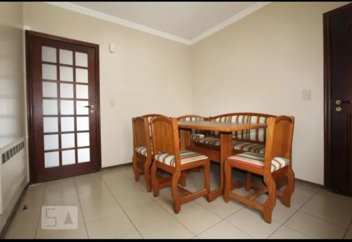 Canto Alemão Mesa e Cadeiras