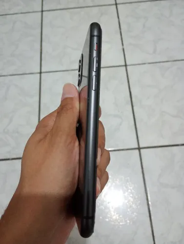 Iphone 11, para retirada de peças.