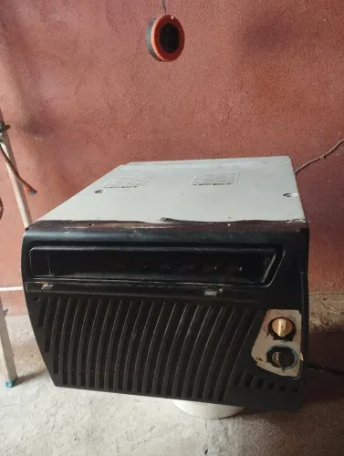 Ar condicionado Springer - 7,500 Btu's - 110V/127V).