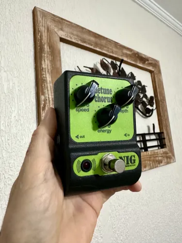 Pedal Nig Chorus Detune ñ Boss MXR