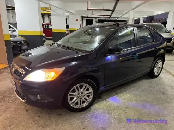 Ford Focus Ghia/ XR 2.0 /ghia 2.0 16V Flex 5P 2010