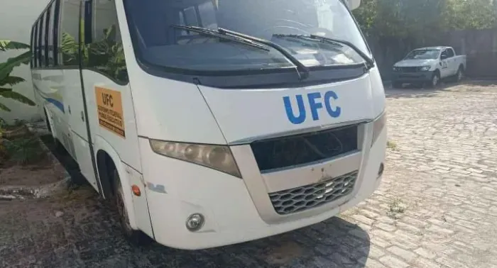 Microônibus Volare V6