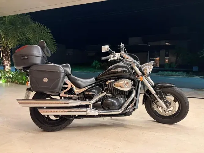 Suzuki Boulevard M800cc