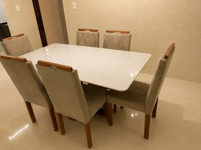 Mesa de jantar com 6 cadeiras - novo sem avaria