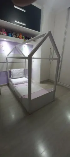 Cama Montessoriana Abracadabra - Branca - LINDA E EM ÓTIMO ESTADO!!!
