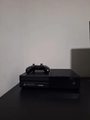 VENDO XBOX ONE FAT - 500GB