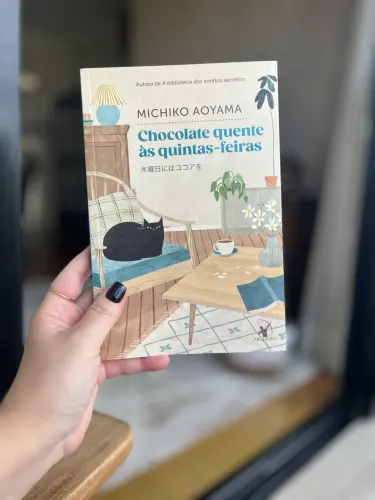 Livro Chocolate quente às quintas-feiras